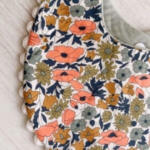 Babero reversible Magnolia